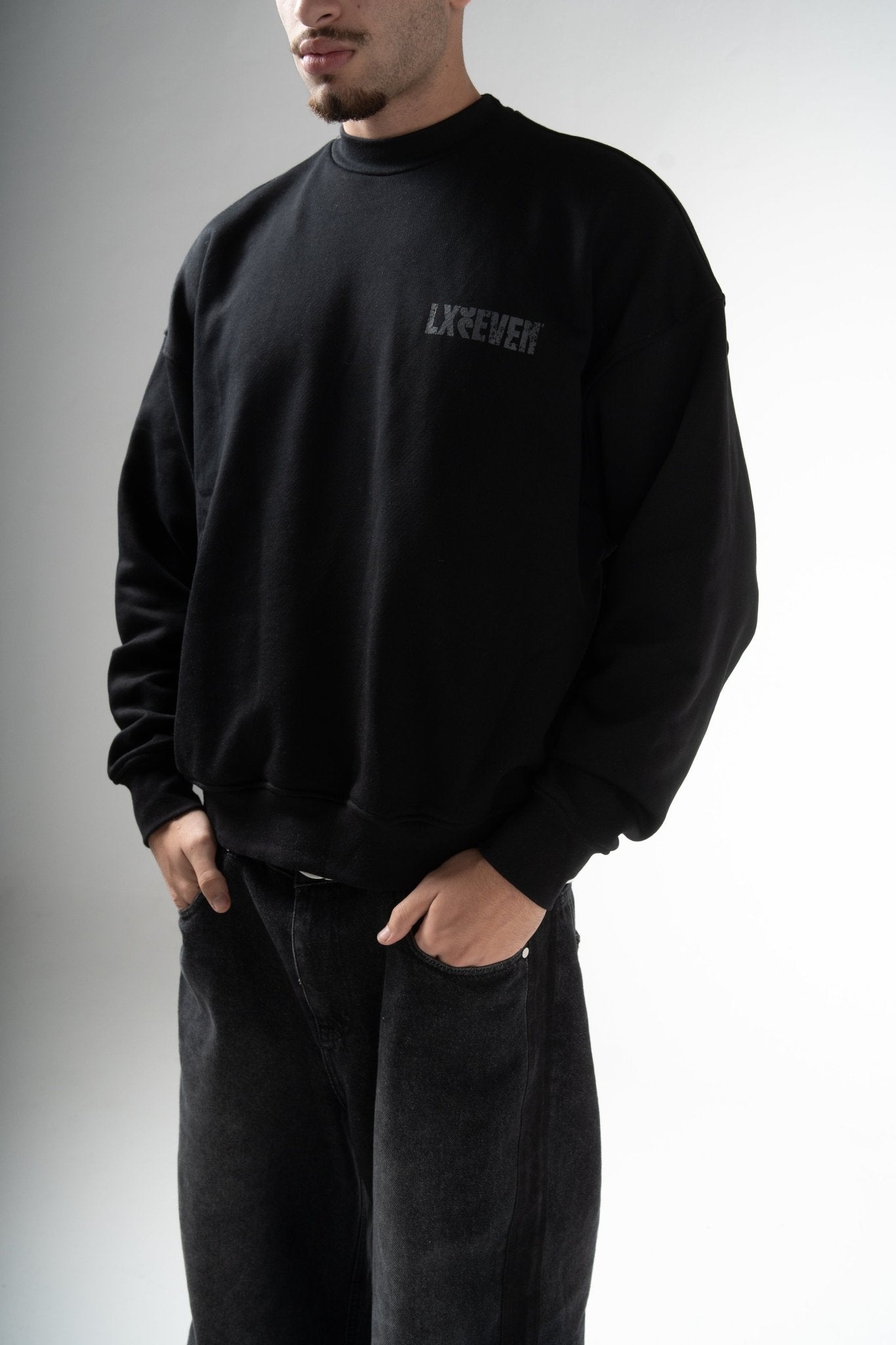SELF FORGED BLACK CREWNECK - LxSeven