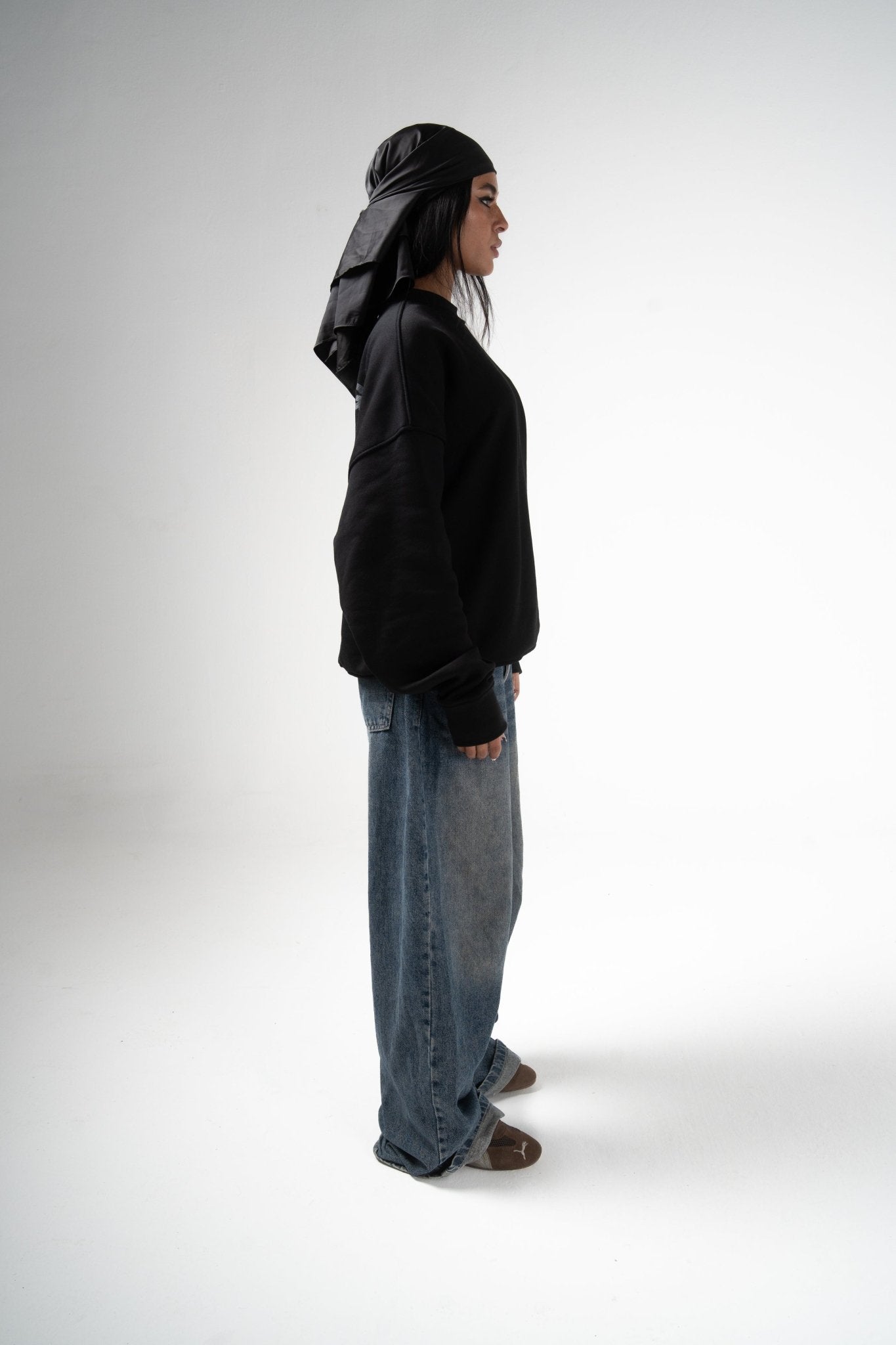 SELF FORGED BLACK CREWNECK - LxSeven