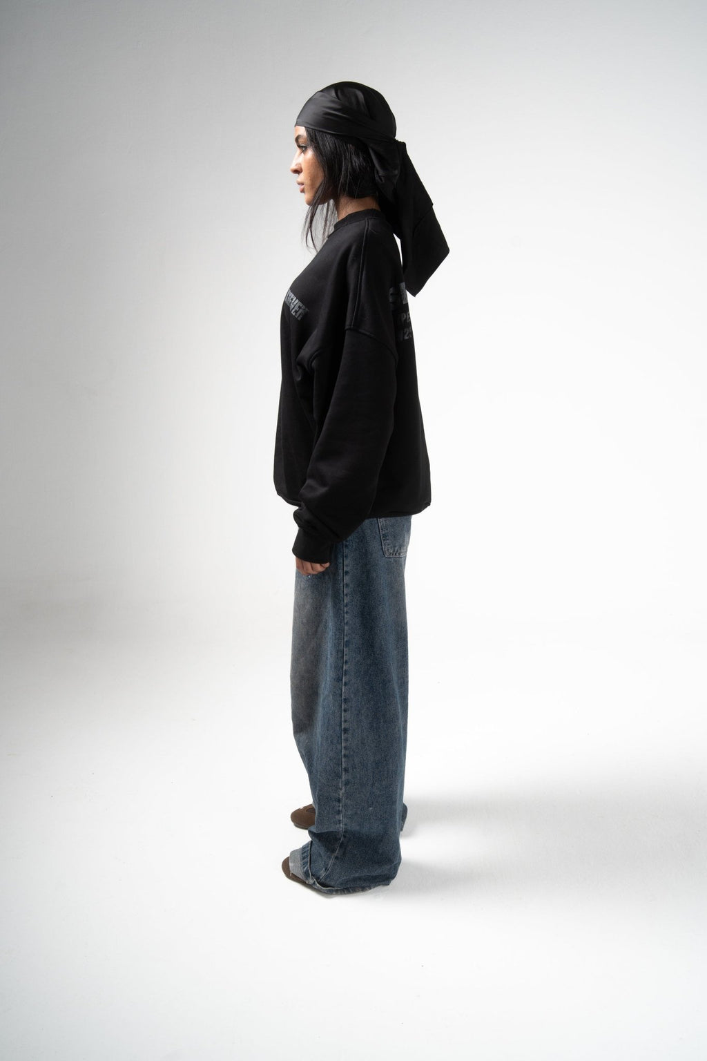 SELF FORGED BLACK CREWNECK - LxSeven