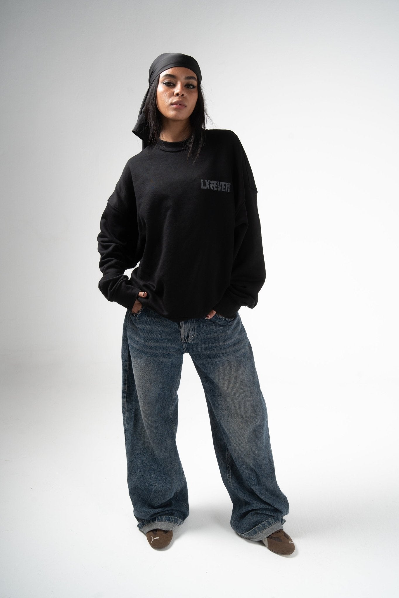 SELF FORGED BLACK CREWNECK - LxSeven