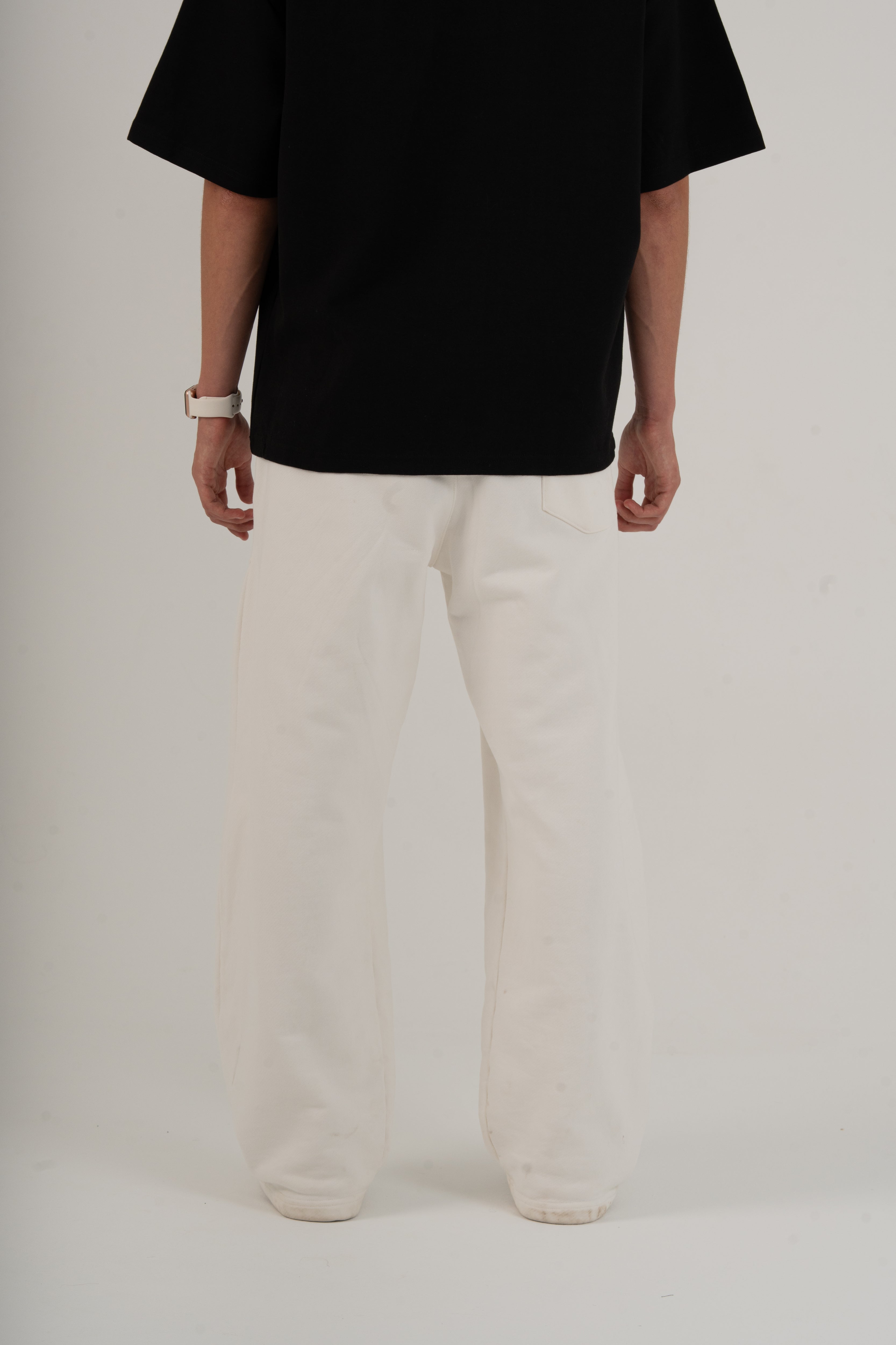 THE WHITE HEATWAVE SWEATPANTS